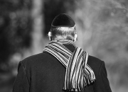 Houdt God ons verantwoordelijk voor de misstappen van onze voorouders tijdens de Holocaust?